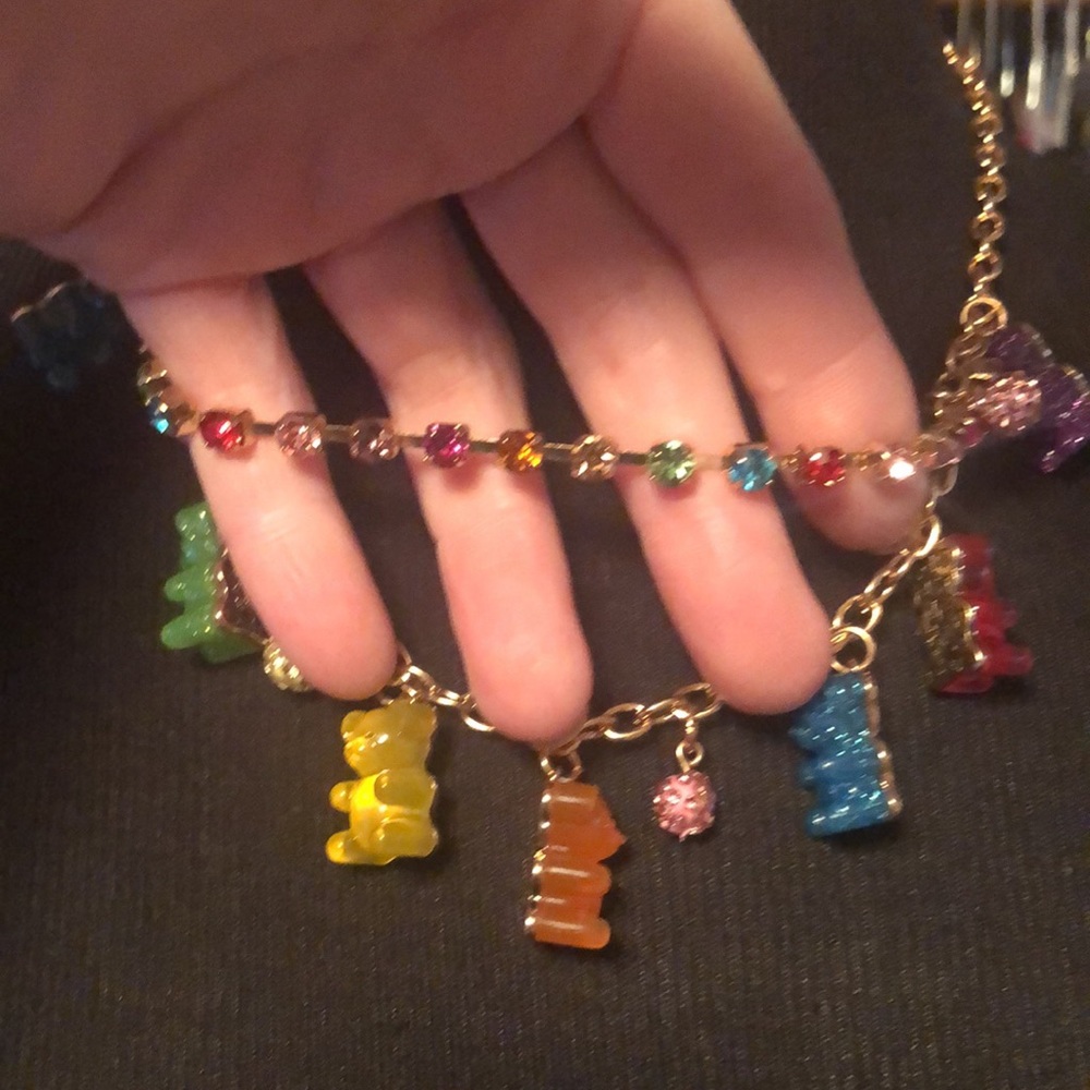 NWT Sparkling ✨ BETSEY JOHNSON Glittery Multicolored GUMMY BEAR Necklace - Picture 9 of 16